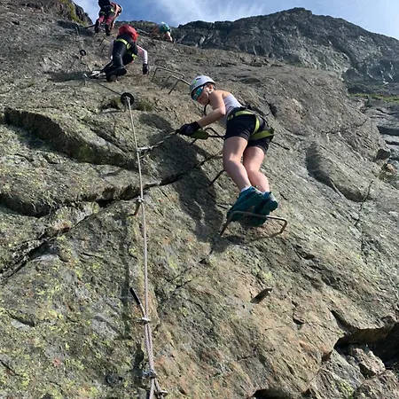 Апартаменты With Balcony, Ideal For Small Family